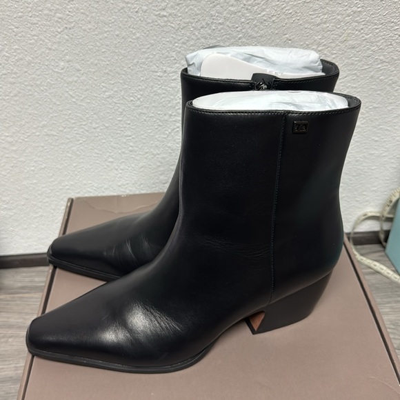 Franco Sarto Vivian Bootie - Picture 6 of 7